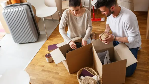 Guia prático com dicas de organização para mudança residencial